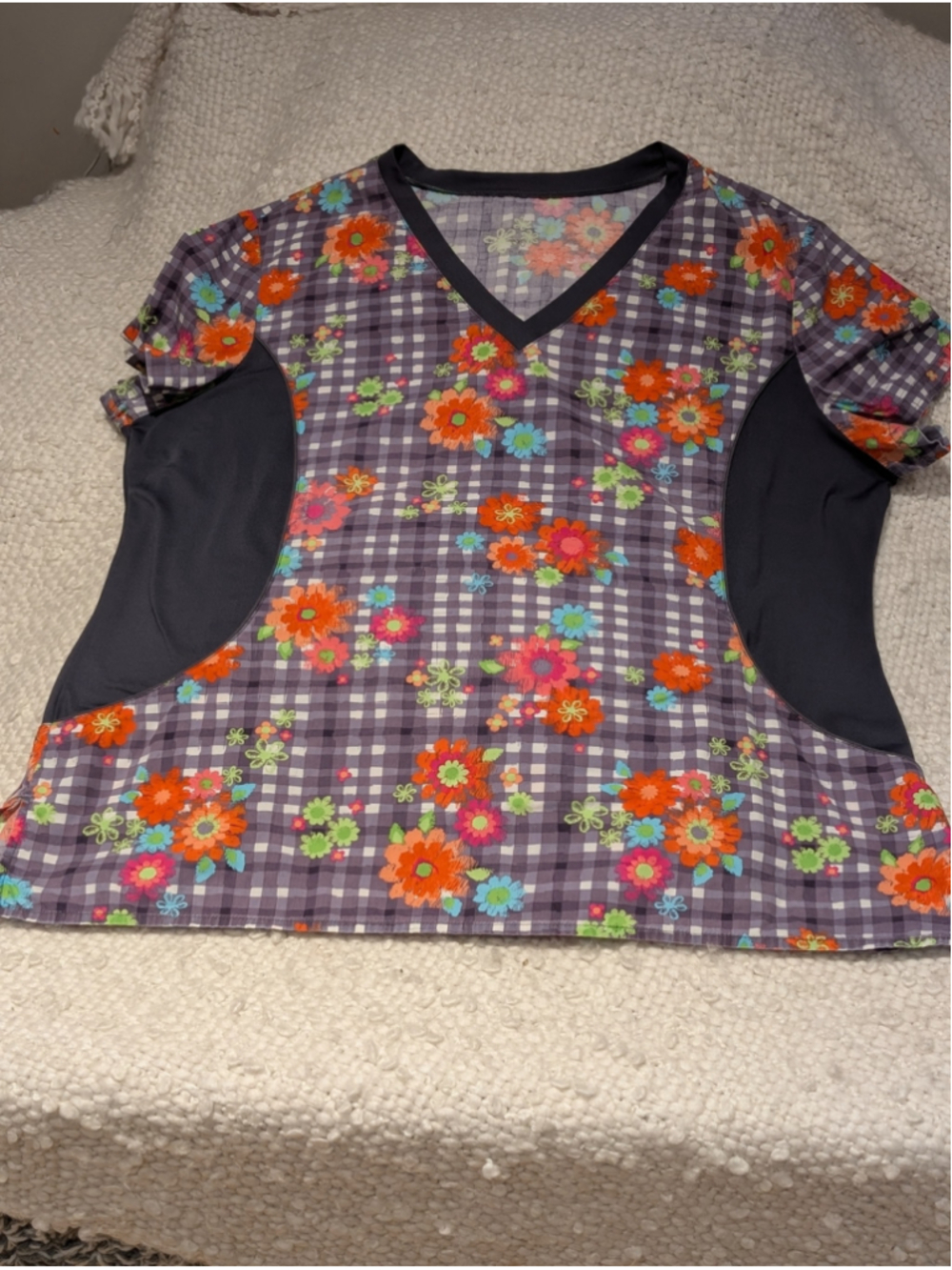 674 - Women's Unbranded Floral Gingham Scrub Top XL Purple Orange